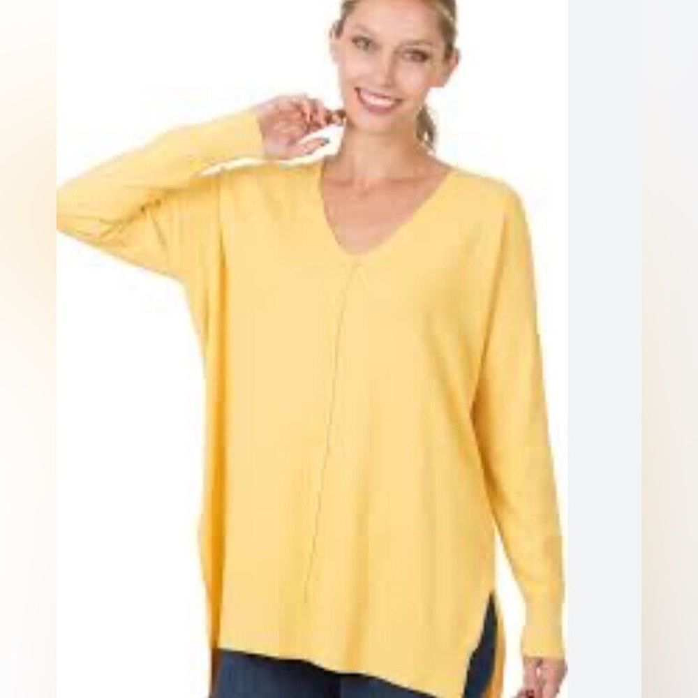 Dreamers Yellow Hi-Low Front Seam V-Neck Sweater Size M/L